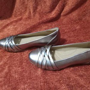 NWT! Clarks Collection Ballet Flat